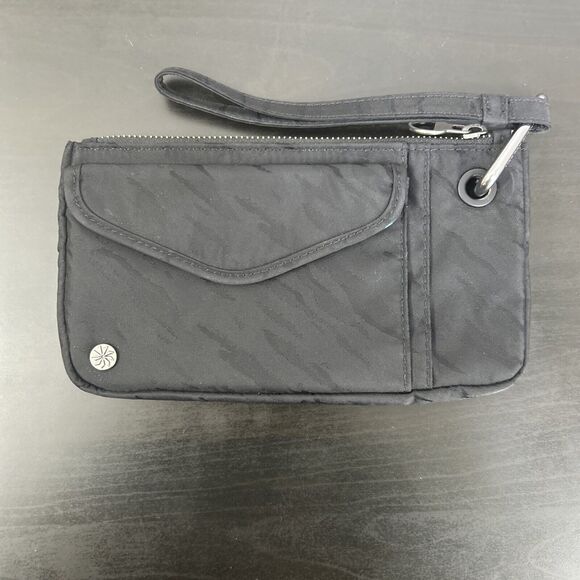 Athleta Coffee Run Clutch Wristlet Wallet Nylon‎ Women's Black Phone Pouch - Picture 1 of 9